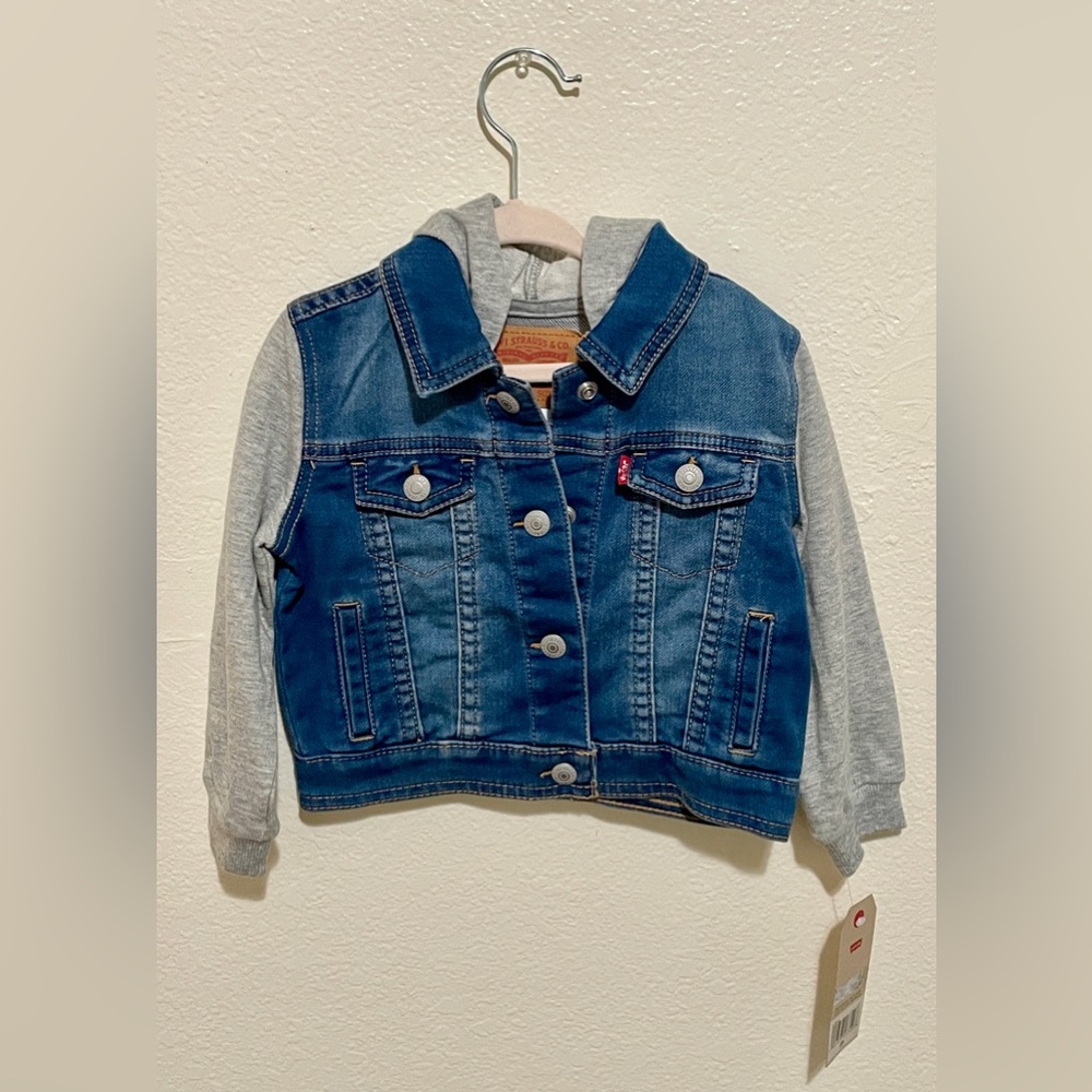 Baby Levi’s indigo trucker jacket, blue denim and grey, size 12-24m